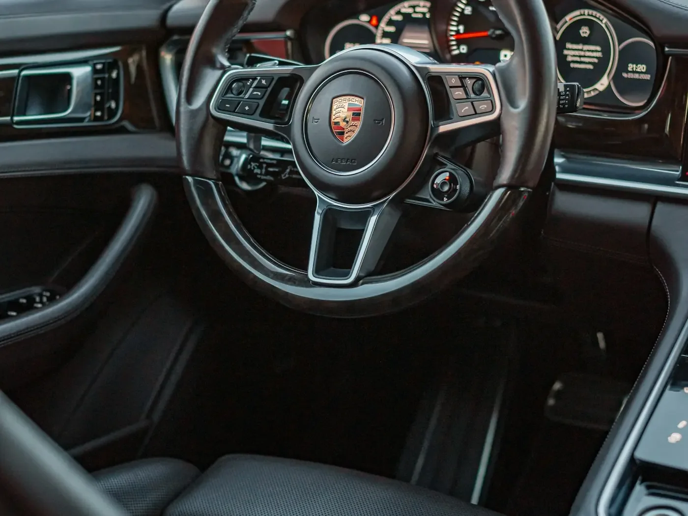 Innenraum eines Autos mit Sitzen